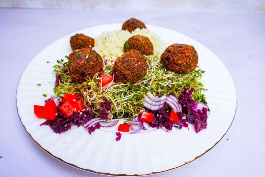 Raw vegan falafel