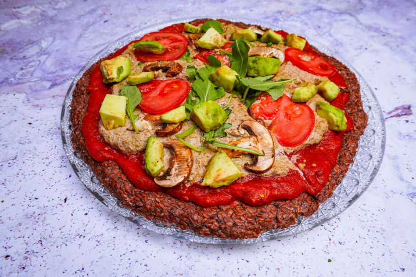 Raw vegan pizza